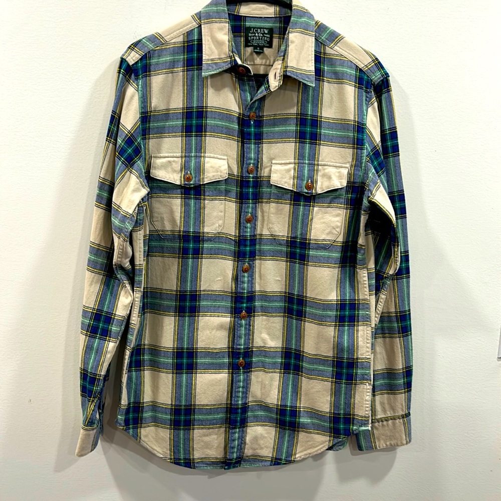 J. Crew Trade & Co. Mark Sporting Goods. 100% Cotton Size Small l/s button down